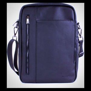 GentlyUsed SNUGG Leather Tablet CrossbodySling Bag